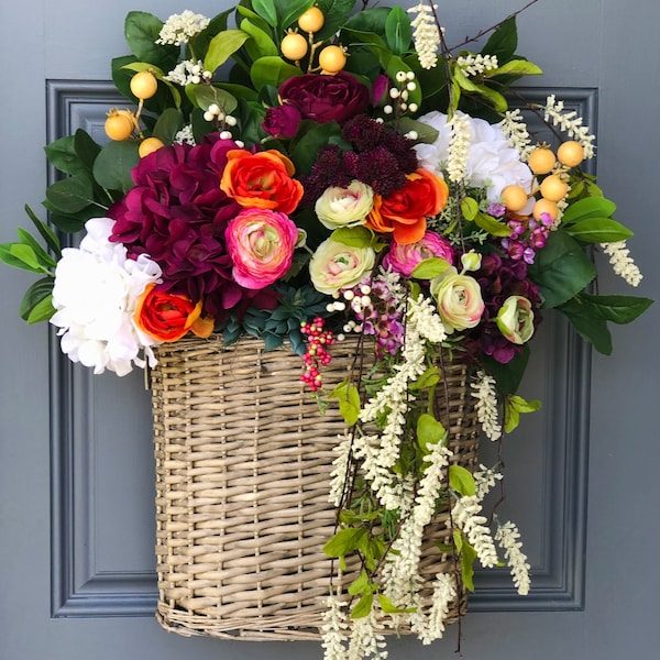 Front Door Wicker Basket Wreath, 24” Long, Farmhouse Decor, Porch Decor, Wall Decor,Housewarming Gift, Hydrangea Basket Front Door, Succulen