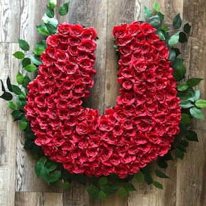 Kentucky Derby Rose Horseshoe Wreath, Horse Racing Party Decor