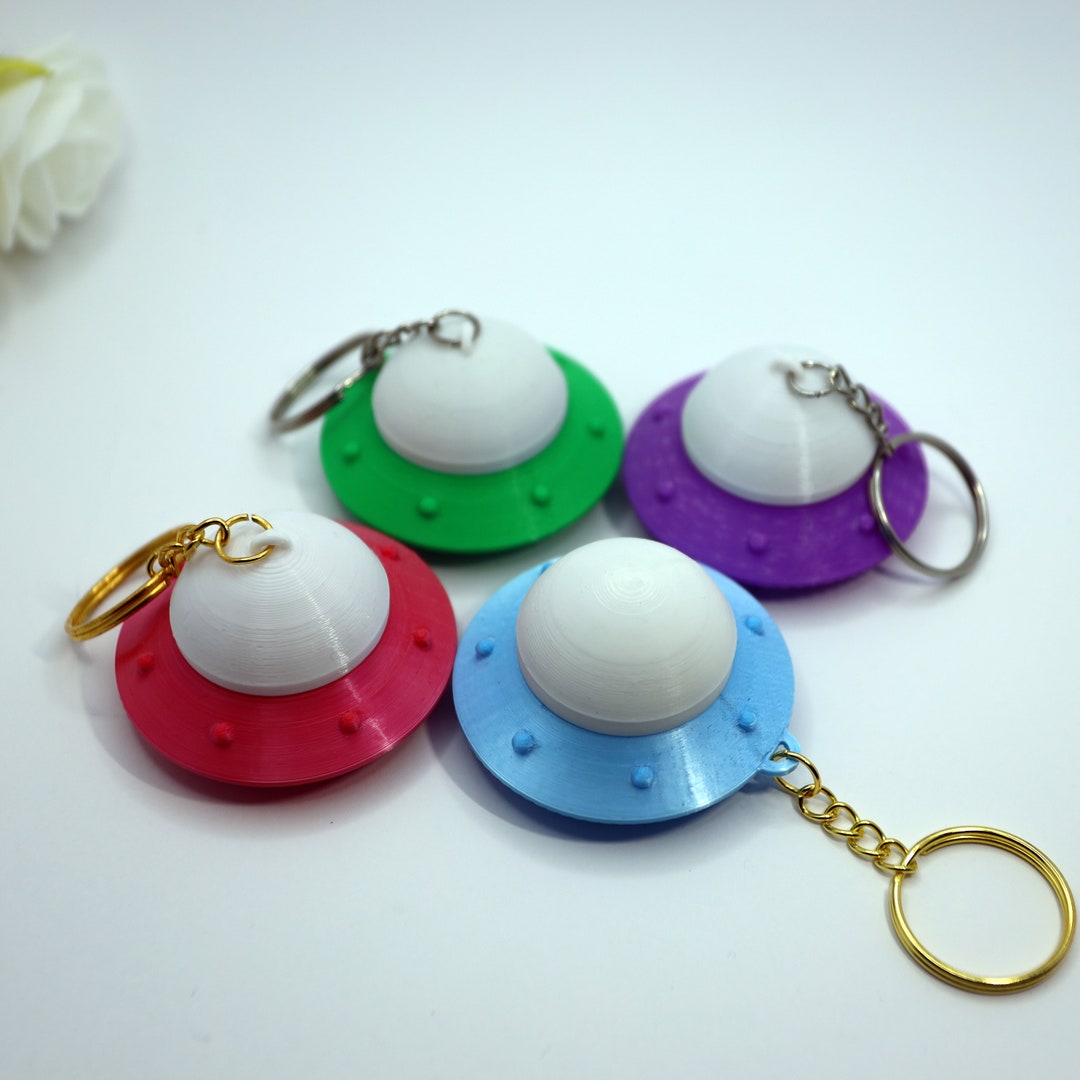 3D Printed Alien UFO Keychain With LED Light (white or Color Changing ...
