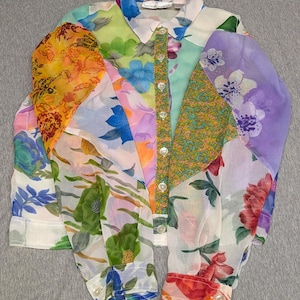 Vintage 2000s Abstract Floral Patchwork Blouse Jacket ~ Small