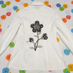 Vintage 70s Black and White Flower Shacket ~ Shirt Jacket ~ World Knits