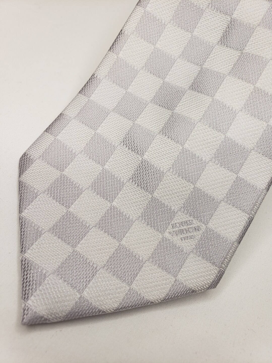 louis vuitton necktie
