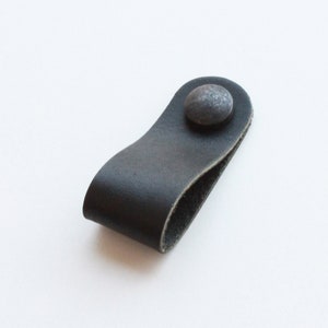 Personalized Black Leather Drawer Pulls / Leather Cabinet Handles / Dresser Pull Knob / Wardrobe Pull / Leather Kitchen Pull / Cupboard Pull
