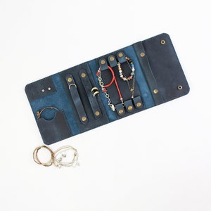 Personalized Leather Jewelry Travel Organizer Roll / Leather Jewelry Roll Holder / Gift for Mom