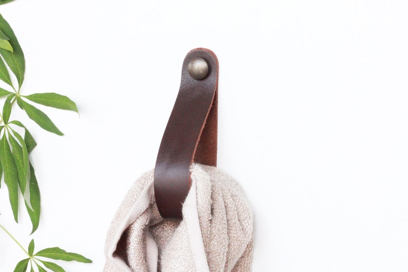 Leather Towel Holder Ring, Wall Mounted Towel Holder, Bathroom Towel Rack, Wall Hanging Strap, Leather Towel Hanger, Towel Hook imagem 4