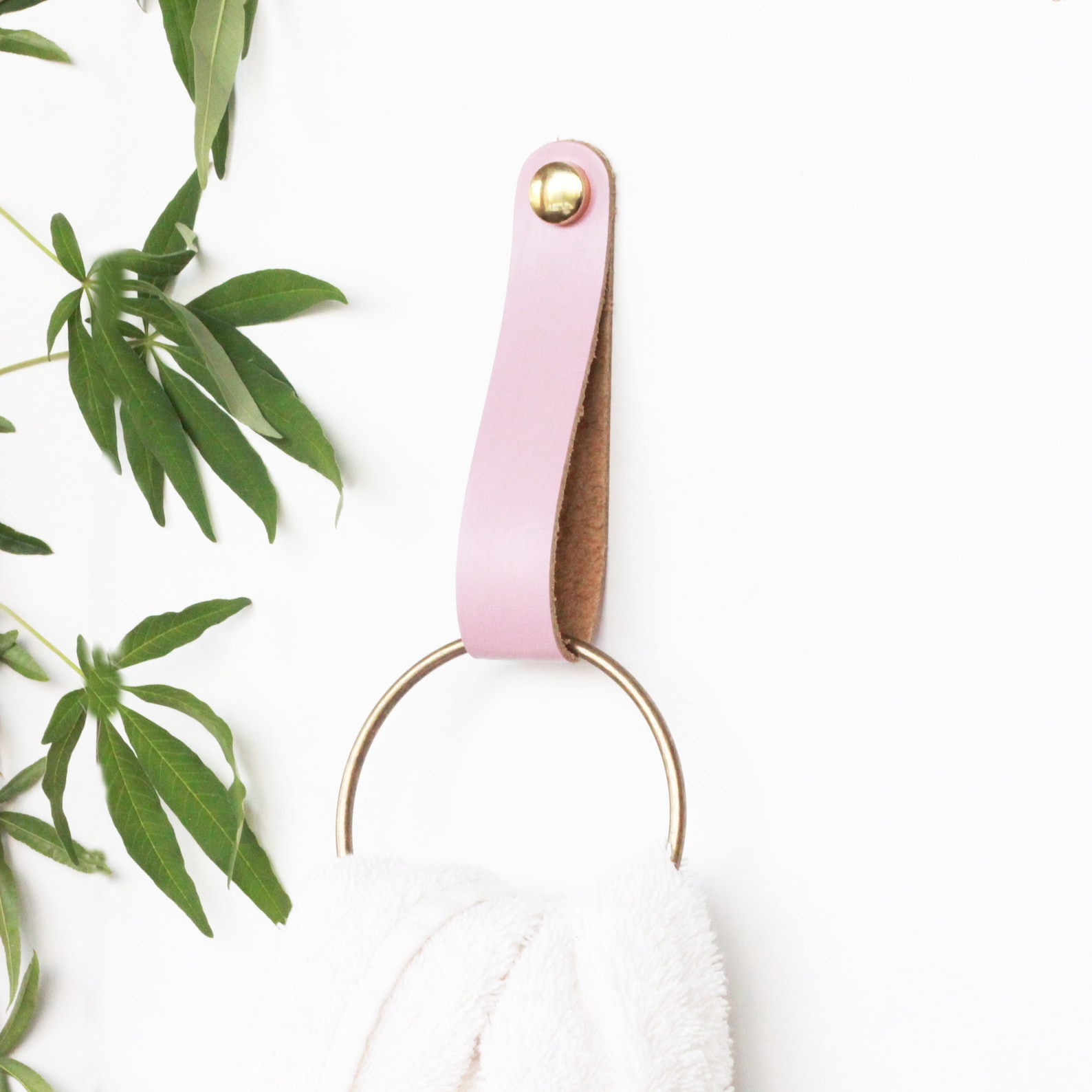 Black Leather Towel Hanger Strap Wall Hanging Towel Holder Etsy