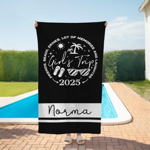ガールズ トリップ ビーチタオル、パーソナライズされたグループ旅行 2025 ビーチタオル、家族、友人、女の子、親友、姉妹への旅行ギフト、ハワイ旅行ギフト