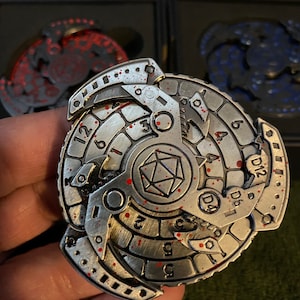 DND Dice Metal Blade fidget spinner dice. Finger tip gyro roulette rpg TTRPG  gaming spinner.