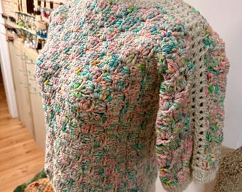 Chunky Spring Sweater + Woman's Small = Cozy Fashion