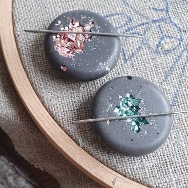 Nadelmagnet Beton Blush & Türkis Unikate, magnetischer Nadelhalter, Needleminder