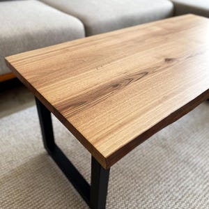 The solid wood structure allows you to use your coffee table for many years without any problems.