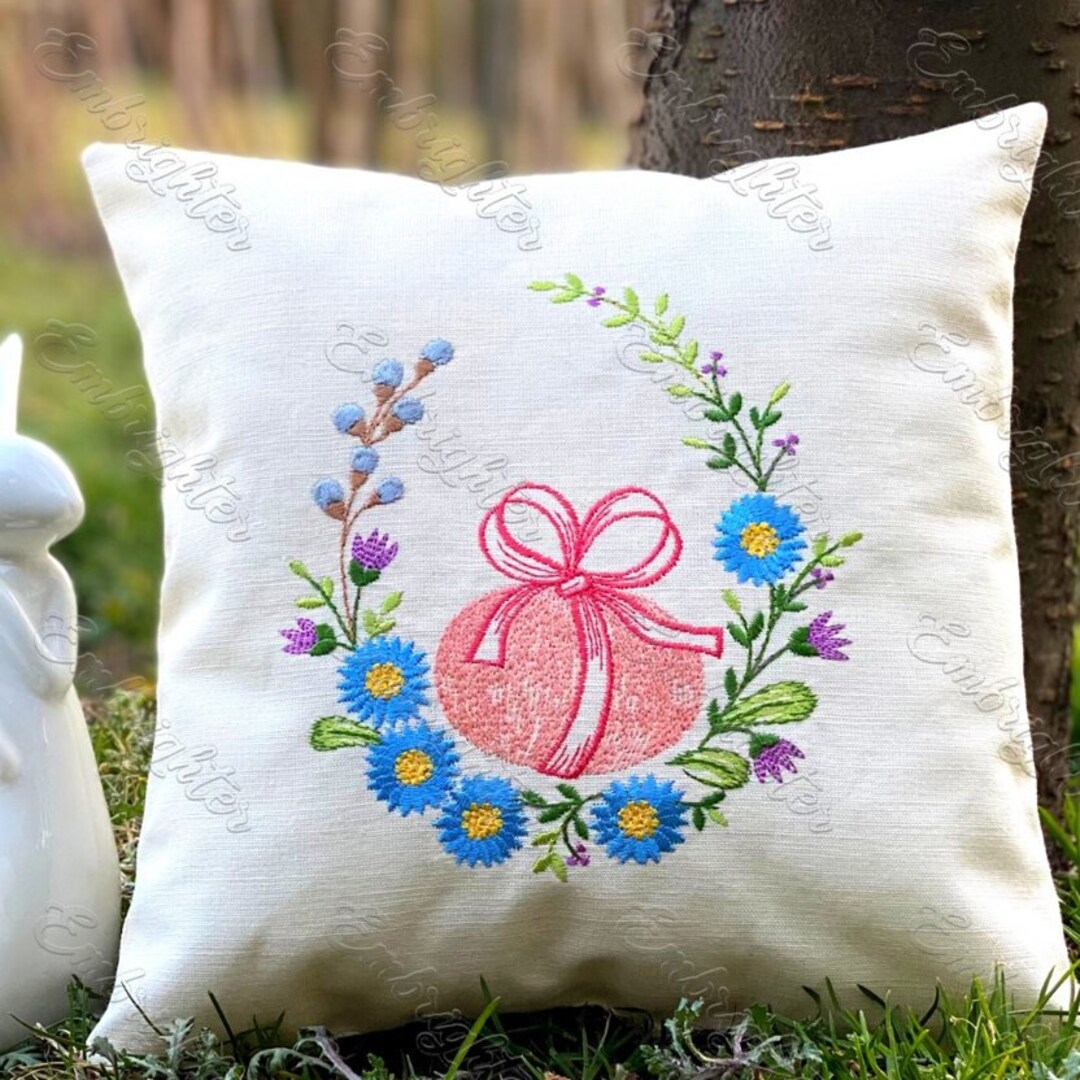 Easter Egg With Bow in Egg Shaped Flower Frame Machine Embroidery ...
