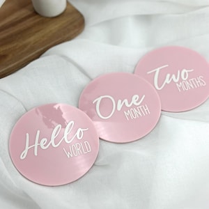 Jeu de 13 cartes anniversaire bébé en acrylique - Cartes anniversaire bébé | Cadeau baby shower | cadeau nouveau-né | accessoires photo bébé mois | Bonjour signe du monde
