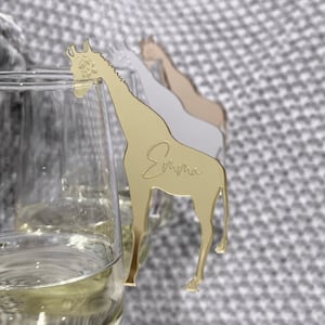 Etichetta per bevande in acrilico a forma di giraffa / Segnaposto personalizzato Champagne Cocktail Charm Argento Oro Nozze Fidanzamento Galline Compleanno Animale Zoo Tema