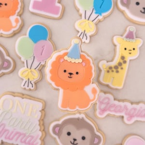 Lion with Party Hat Cookie Stamp & Cutter | 8cm Cookie Embosser Debosser Baking Tool One Party Animal Wild One Two Wild Theme First Birthday