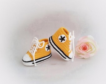 Chaussons bébé crochet, cadeau naissance, chaussons bébé laine,