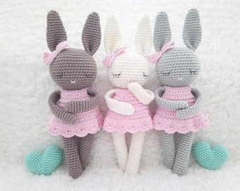 Amigurumi lapin, cadeau naissance, doudou lapin