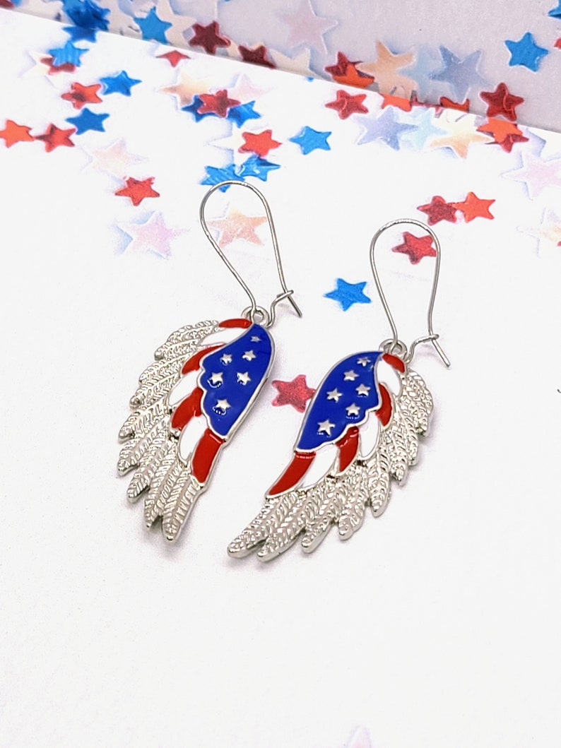 AMERICAN FLAG WING Earrings Patriotic 4th of July Earrings Red White and Blue Colorful Earrings Cute Novelty Earrings for Memorial Day Kidney