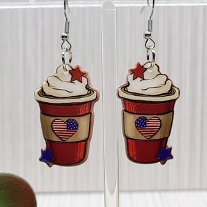 TASSE À CAFÉ Boucles d'oreilles PATRIOTIQUE Boucles d'oreilles amusantes en acrylique café Meilleur ami cadeau pour amateur de café Boucles d'oreilles fantaisistes pour professeur Boucles d'oreilles 4 juillet image 5