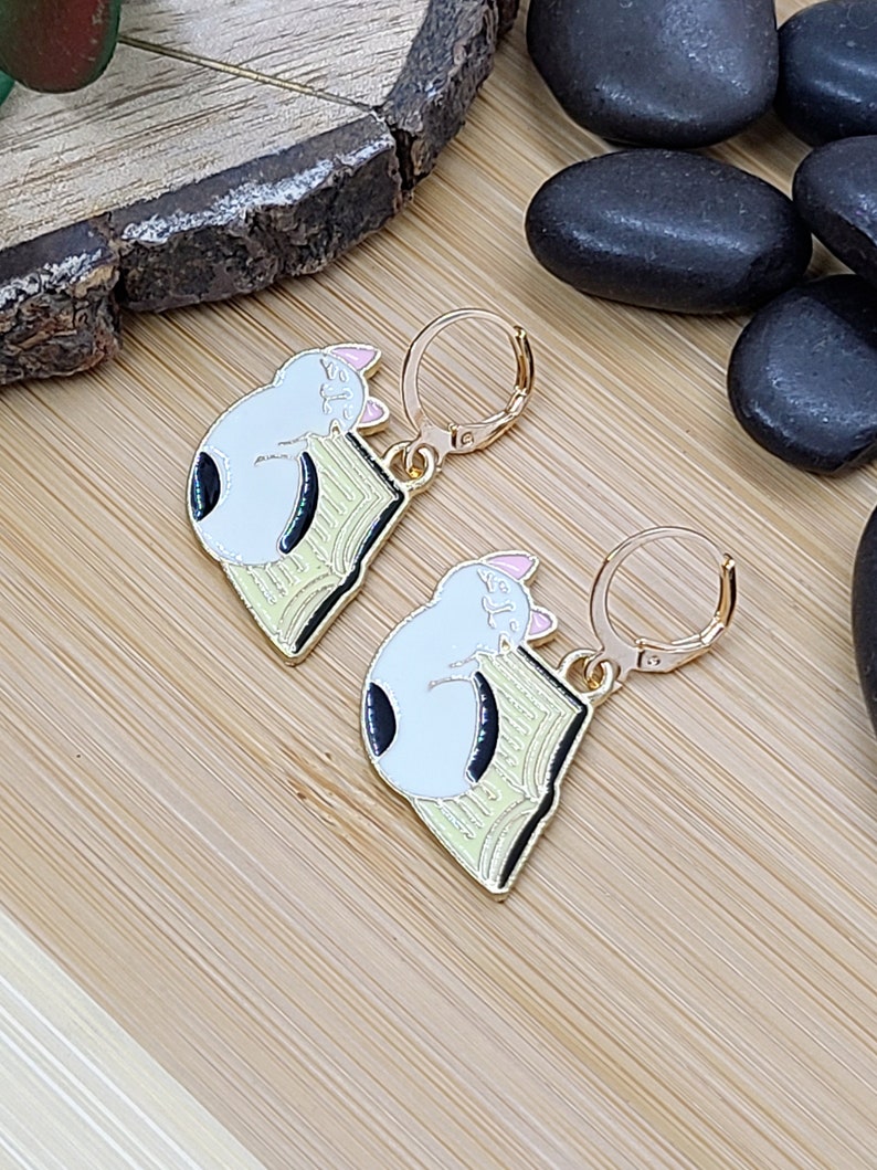 CUTE CAT BOOK Earrings for Cat Mom Birthday Gift Whimsical Mismatched Calico Cat Earrings Fun Teacher Earrings Best Friend Gift Huggie