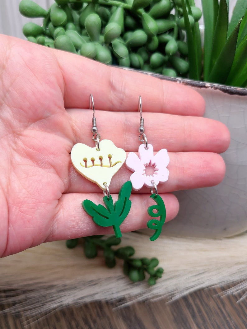 ACRYLIC FLOWER SPRING Earrings Whimsical Flower Earrings Mothers Day Gift For Mom Colorful Laser Cut Floral Earrings Handmade Jewelry image 9