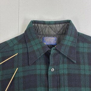 Camisa vintage Pendleton Wool Lodge con botones, talla grande, cuadros verdes. imagen 3