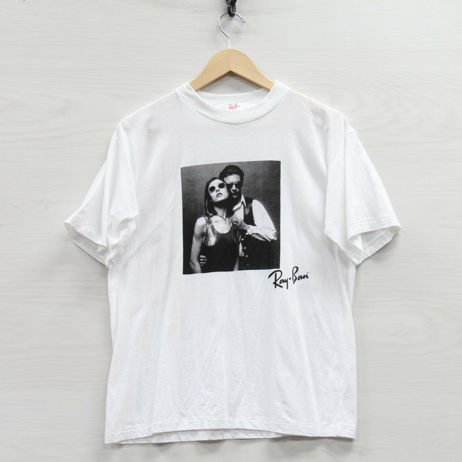 Vintage Ray Ban T-shirt Size Small 