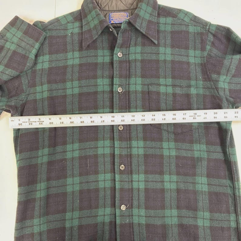 Camisa vintage Pendleton Wool Lodge con botones, talla grande, cuadros verdes. imagen 4