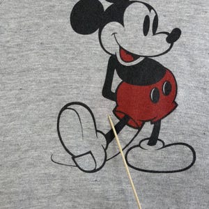 Vintage Mickey Mouse Disney Crewneck Sweatshirt Size Large 80s 90s image 4