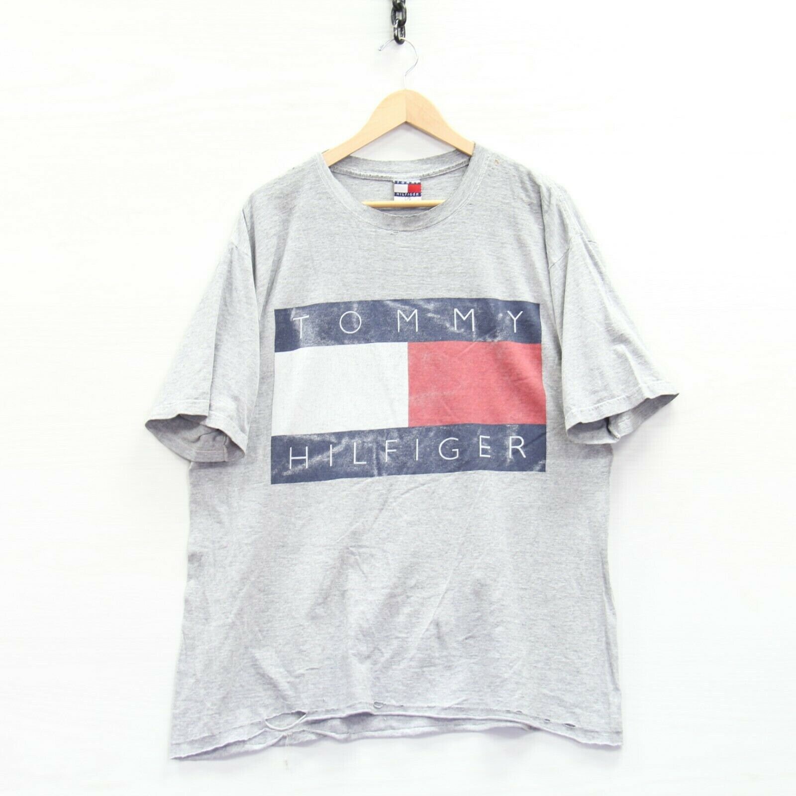 Vintage Tommy Hilfiger T-shirt Size 