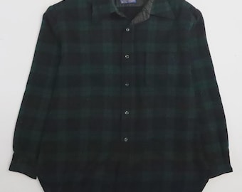 Vintage Pendleton Wool Lodge Button Up Shirt Size XL Green Plaid