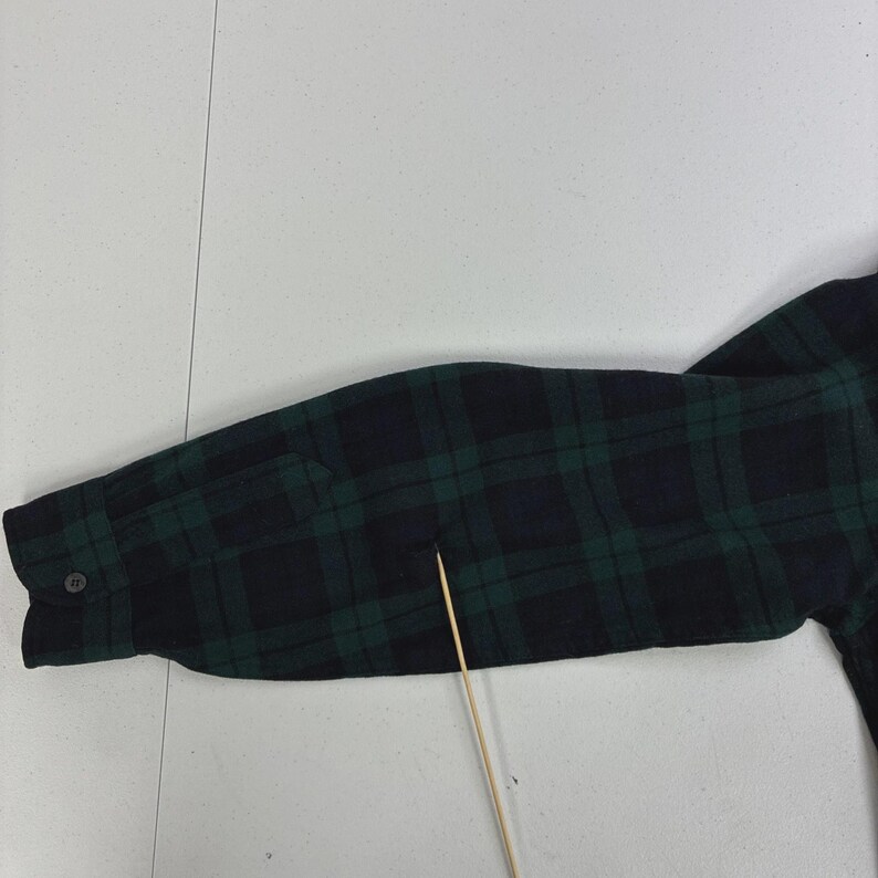 Camisa vintage Pendleton Wool Lodge con botones, talla grande, cuadros verdes. imagen 10