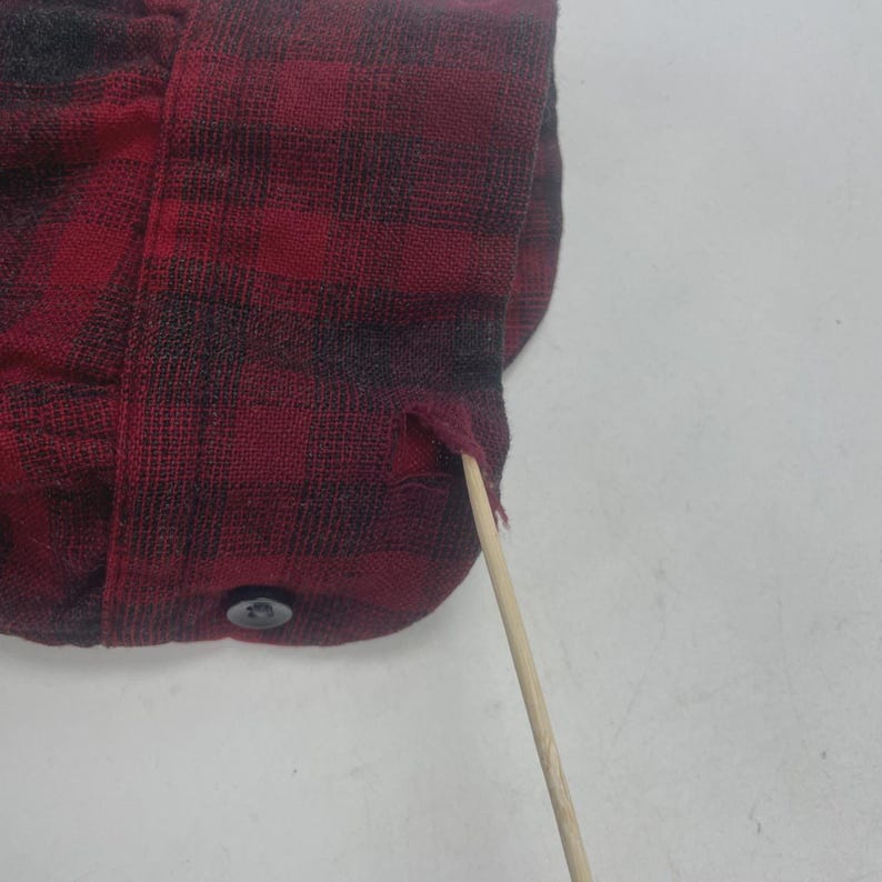 Camisa vintage Pendleton Wool Board con botones, talla mediana, cuadros rojos. imagen 7