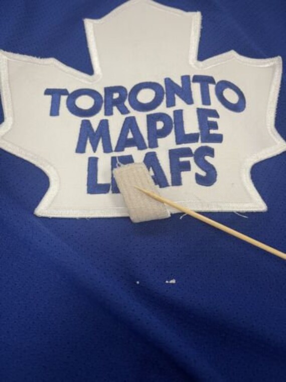 Vintage Toronto Maple Leafs Eric Lindros CCM Hock… - image 4