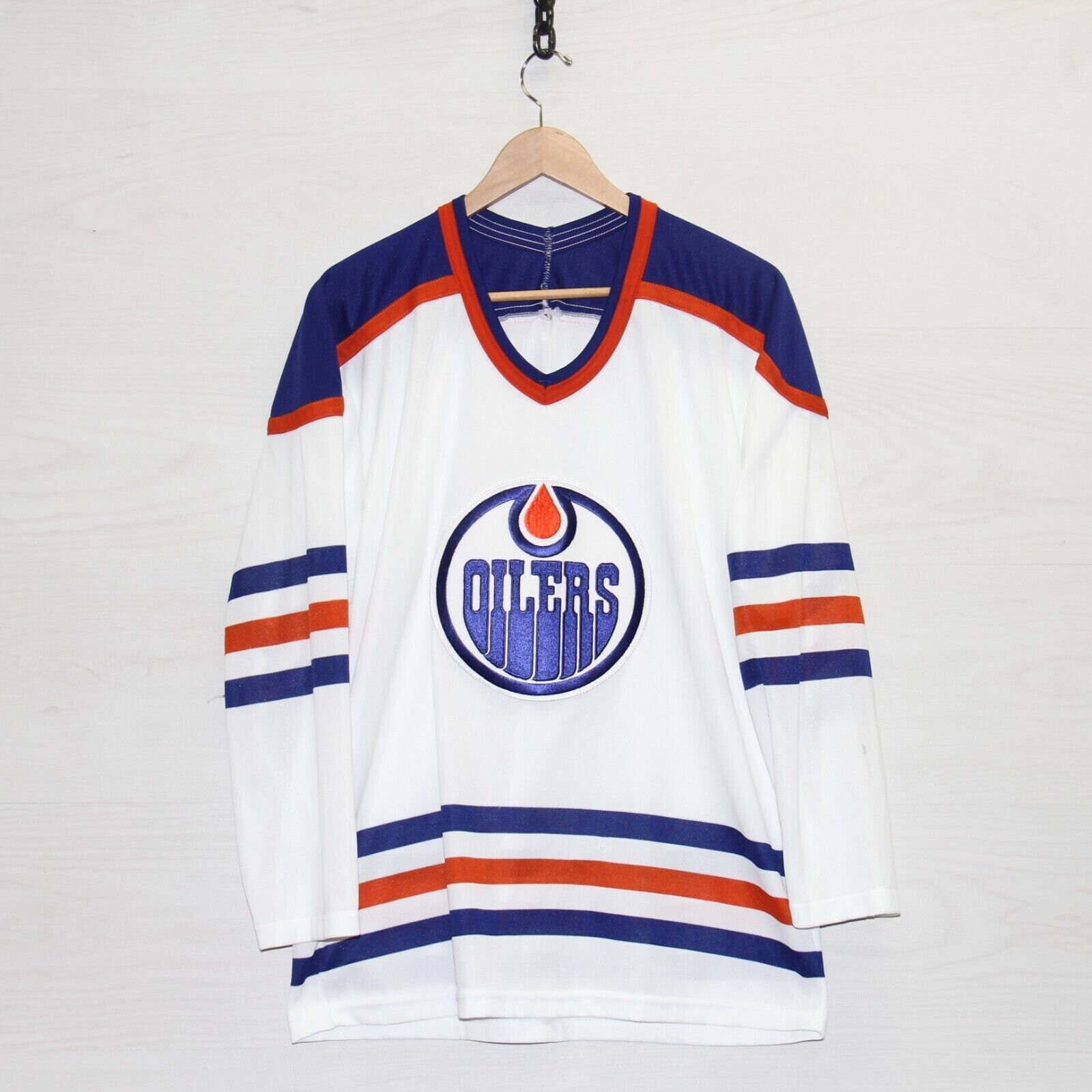 Reebok, Shirts, Connor Mcdavid Oilers Jersey Stitched Medium In Excellent  Condition