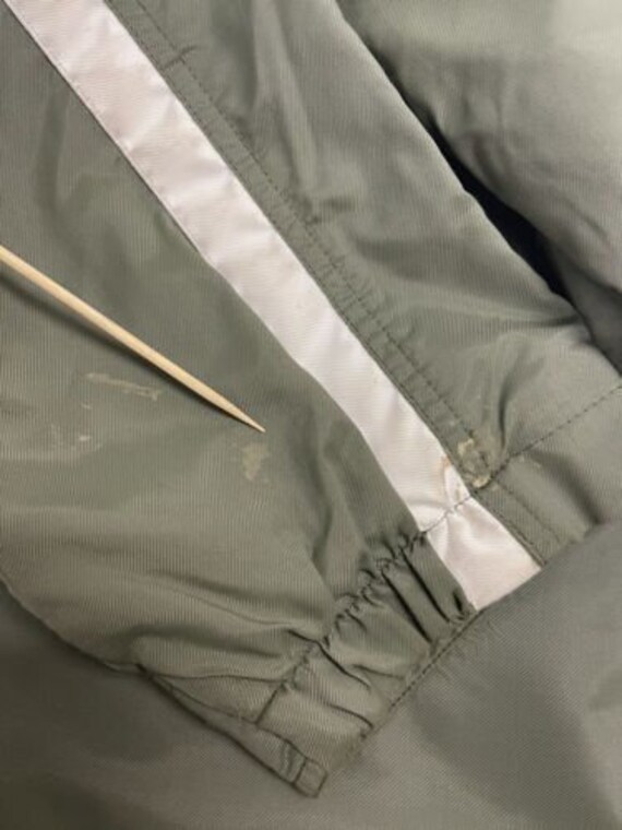 nike windbreaker olive green
