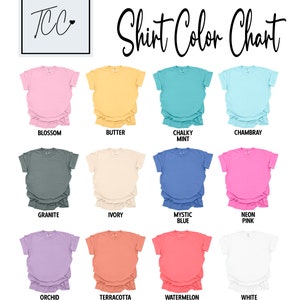 Op de afbeelding: Kleurenkaart met 12 verschillende T-shirt kleuren. De kleuren zijn: Blossom, Butter, Chalky Mint, Chambray, Granite, Ivory, Mystic Blue, Neon Pink, Orchid, Terracotta, Watermelon en White.