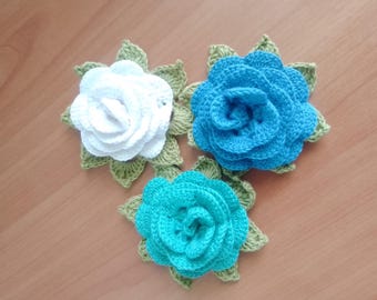 Flores rojas de crochet Rosas de crochet azul verdoso (2,4 - 3,6 pulgadas) Color a elegir