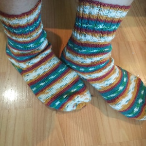 Hand knitted socks mens Wool socks Socks from Ukraine Women&#39;s warm socks Gift grandmother Gift for mom Warm socks