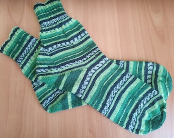 Fall clothing Hand knitted socks mens Wool socks