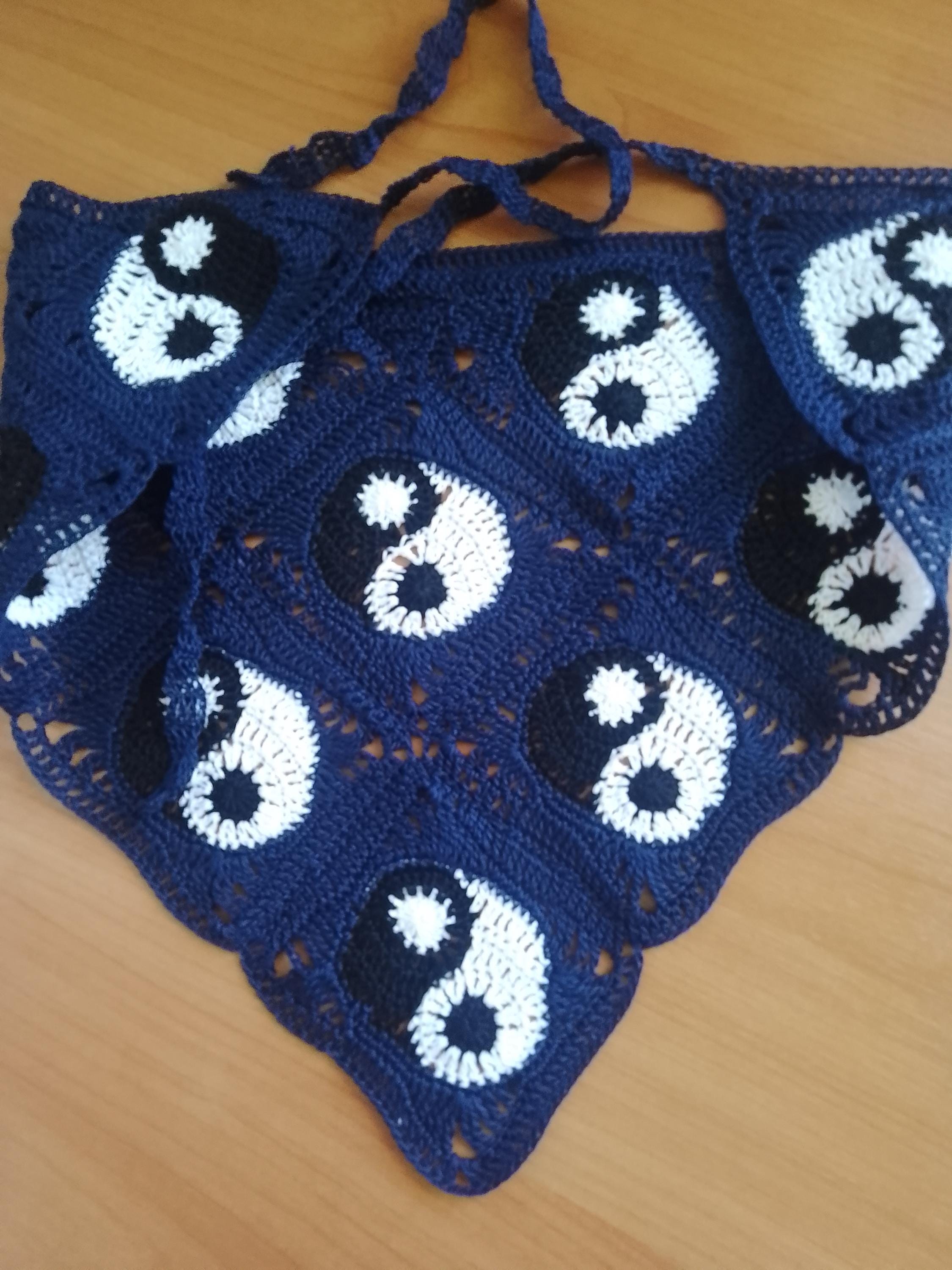Urban Outfitters Yin Yang Icon Crochet Hair Bandanna Lime Green Knit Scarf Top Urban Outfitters : r/craftsnark main image 2