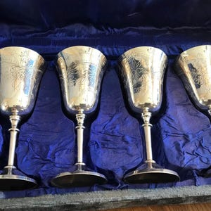 Vintage Silver-Plated Goblets – Set of 5 in Original Case.