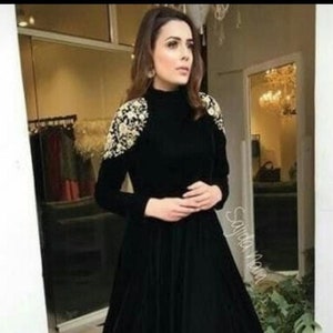 Embroidered Stitch Ladies Party Wear Velvet Long Gown