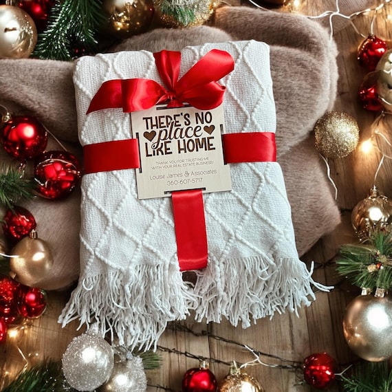 Realtor Christmas Closing Gift Blanket Tag, Housewarming Gift for New Home, Blanket Tag for New Homeowner, New Home Holiday Gift for Couple