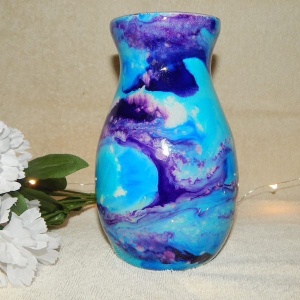 Decorative Vase painted with resin and alcohol ink - Blue and Purple