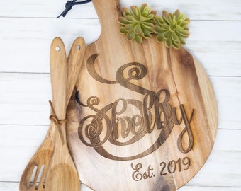 Engraved Wood Cheese Board, Cutting Board With Handle, Engraved Chopping Board, Real Estate Closing Gift For Clients, Laser Engraved Board