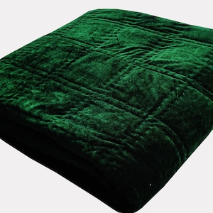 Emerald Green Velvet Pompom Quilt Comforter Blanket Bedspread King Velvet Blanket Velvet Comforter Hand Stitched_Bedding Christmas gift