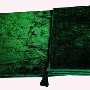 Emerald Green Velvet Quilt Velvet Quilt King, Lap Size Quilt, Blanket Pick Stitch Quilt Pom Pom Throw Blanket, Velvet bedding quilt Blankets