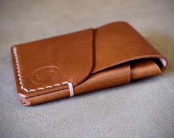 Charlie tuck wallet | minimalist leather wallet | card wallet | Full grain vegetable tanned Italian leather |