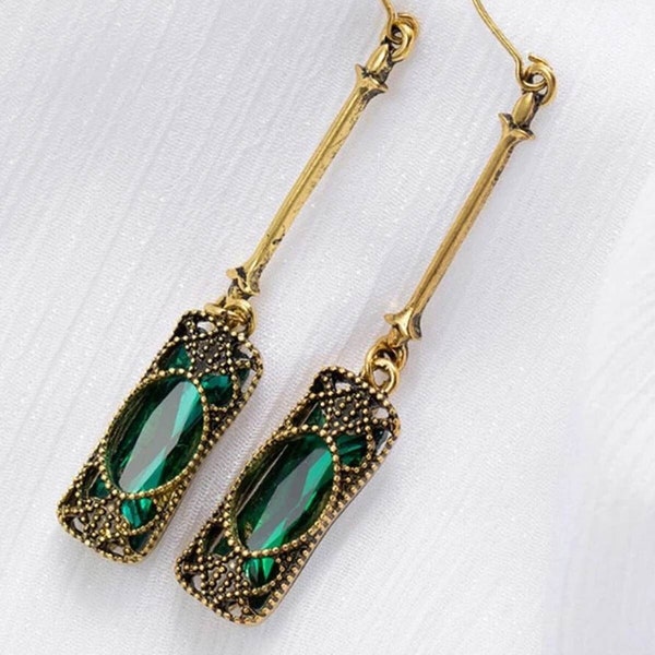 Art Deco Style Green Dangle Earrings, Vintage Style Green Gemstone Drop Earrings, Boho Dangle Green Earrings